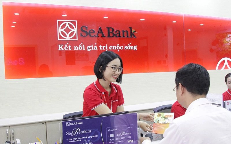 Một sếp lớn SeABank đăng ký bán hơn gần 1,6 triệu cổ phiếu SSB