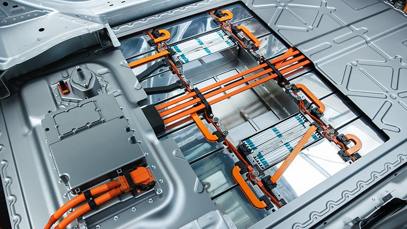 batteries-1-jaguar_i-pace_cutaway_016.jpeg