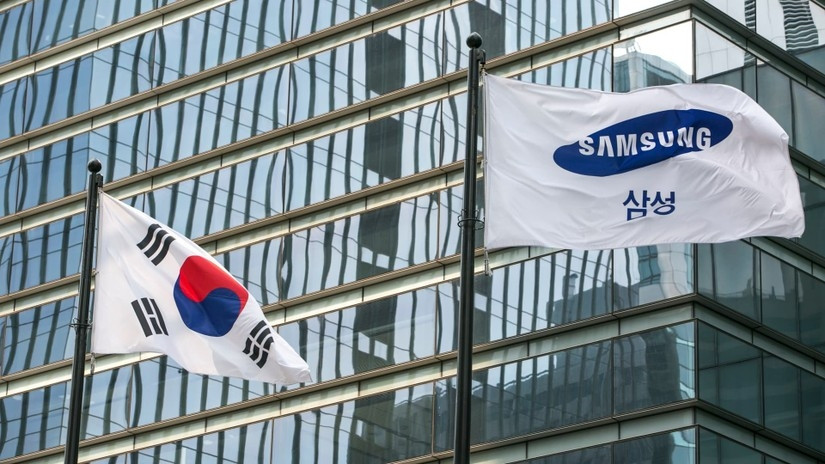 Gã khổng lồ smartphone Samsung báo lãi về đáy 8 năm