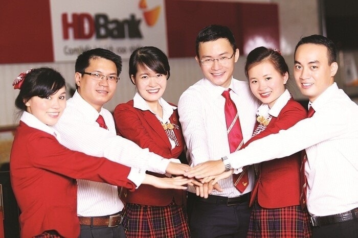 HDBank (HDB): Loạt lãnh đạo gia tăng sở hữu, Phó Tổng Giám đốc đăng ký mua 200.000 đơn vị