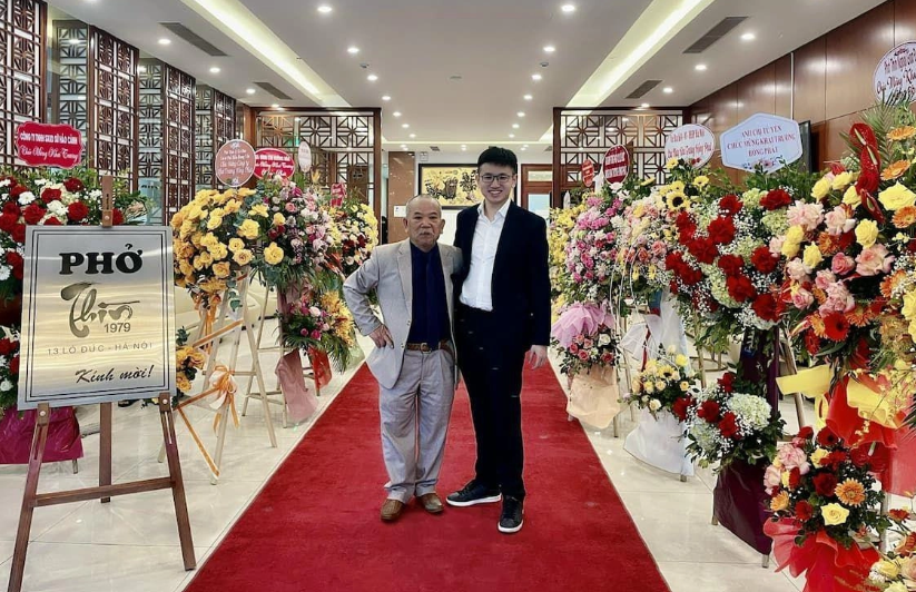 Ông Nguyễn Trọng Thìn (trái) – Chủ sáng lập thương hiệu cùng ông Đoàn Hải Trung (phải) – Giám đốc Điều hành thương hiệu