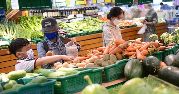 UOB hạ dự báo tăng trưởng GDP năm 2023 của Việt Nam xuống 6%