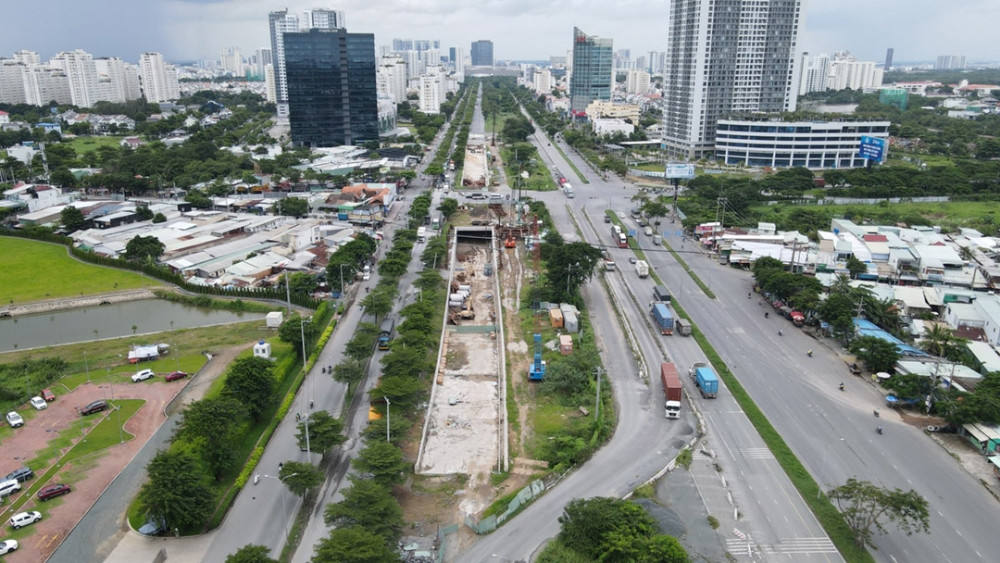 TP.HCM sắp thông xe hầm chui Nguyễn Văn Linh - Nguyễn Hữu Thọ