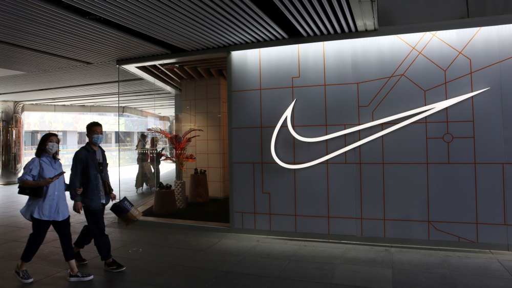 Nike hết thời ở Trung Quốc?