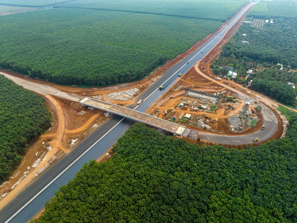 Chính thức thông xe thêm 4 nút giao tại cao tốc Phan Thiết - Dầu Giây