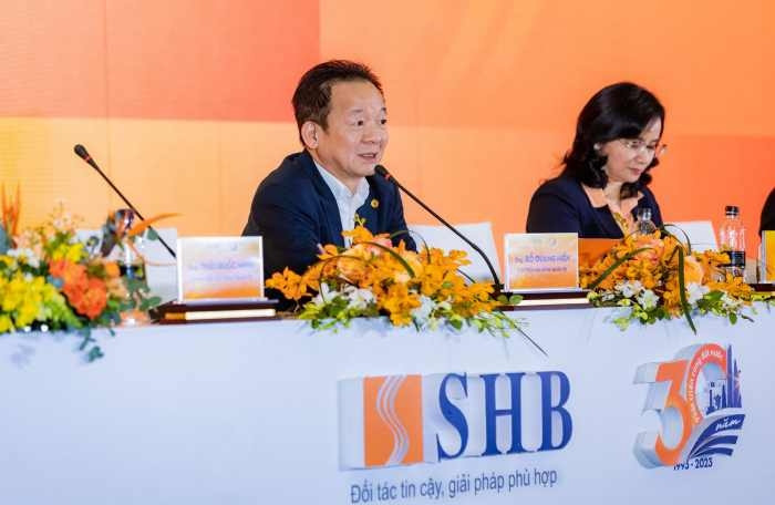 Chủ tịch SHB Đỗ Quang Hiển tiết lộ cổ đông chiến sẽ lộ diện trong ít tháng tới.