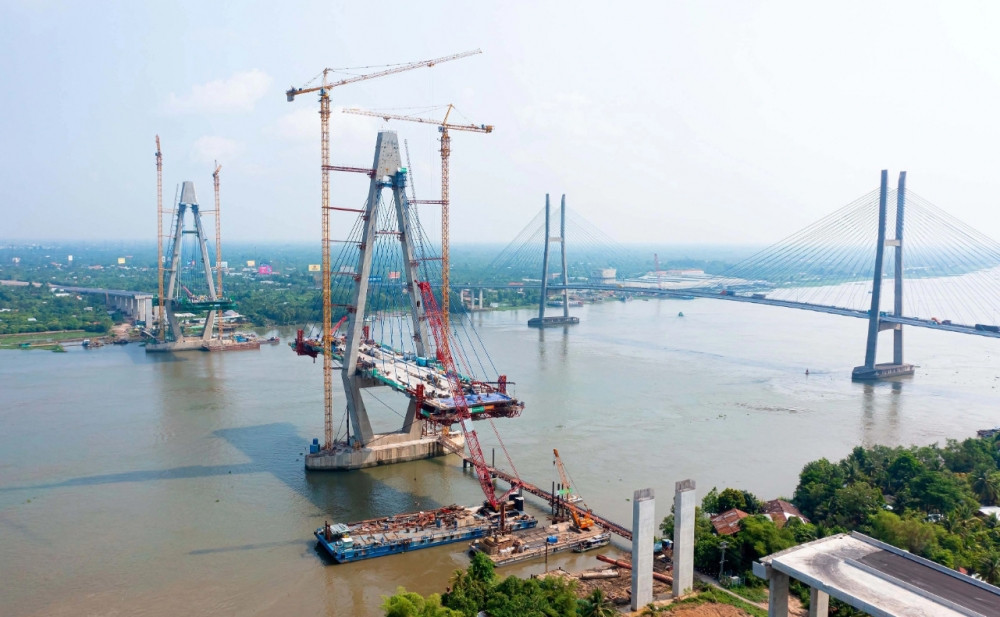 Hàng loạt dự án giao thông trọng điểm tại Đồng bằng sông Cửu Long đang chạy đua về đích