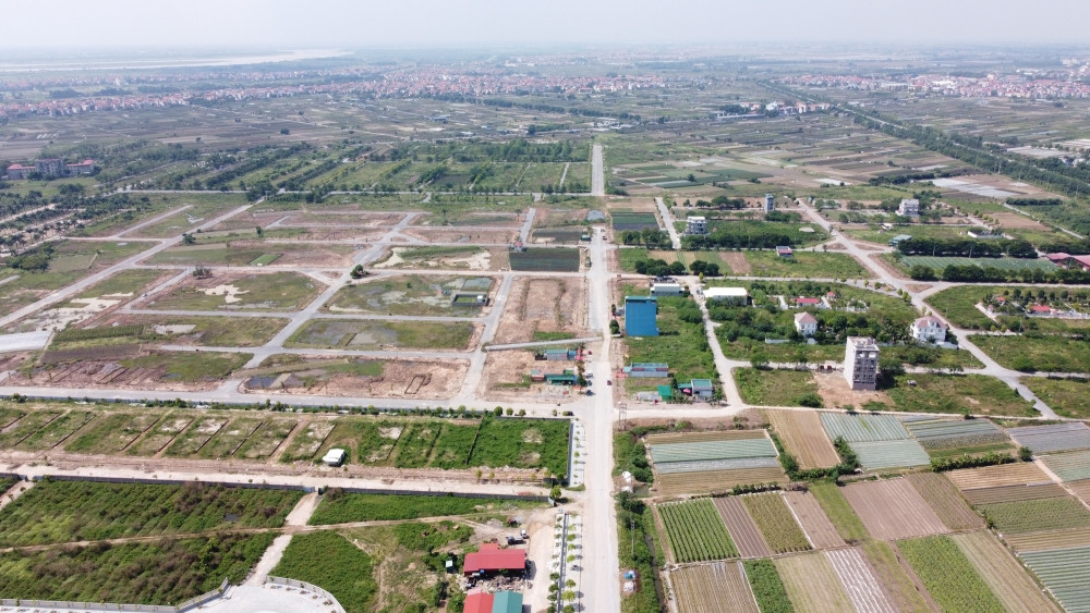 Hơn 200 thửa đất đấu giá sai quy định tại huyện ven Hà Nội
