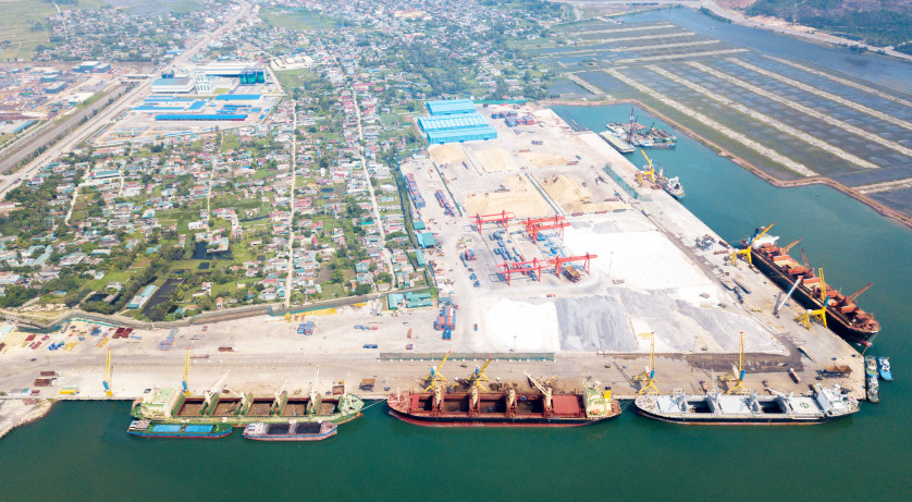 Đề xuất thực hiện chính sách tăng thu từ xuất nhập khẩu qua Cảng biển Nghi Sơn tỉnh Thanh Hóa - Ảnh 1.