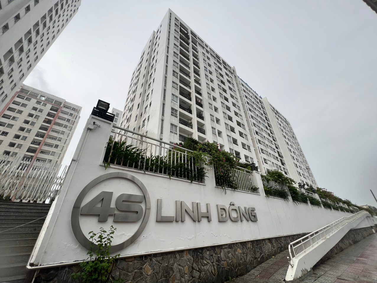 Chủ đầu tư chung cư 4S Linh Đông kiện các quyết định hành chính của UBND TP.HCM.