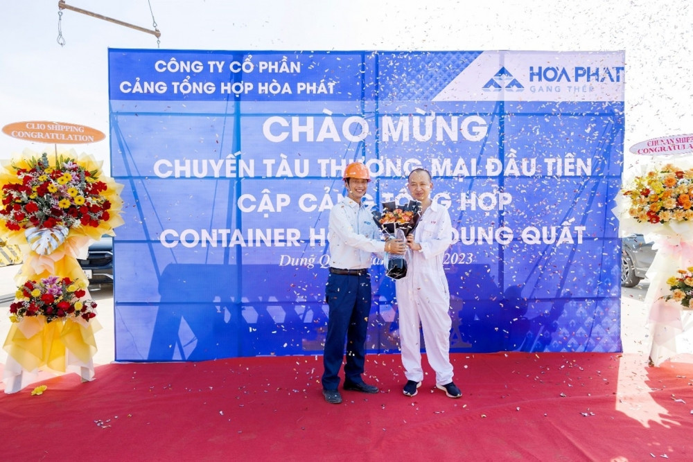 Dự án cảng container 3.700 tỷ đồng của Hòa Phát chính thức hoạt động bến đầu tiên