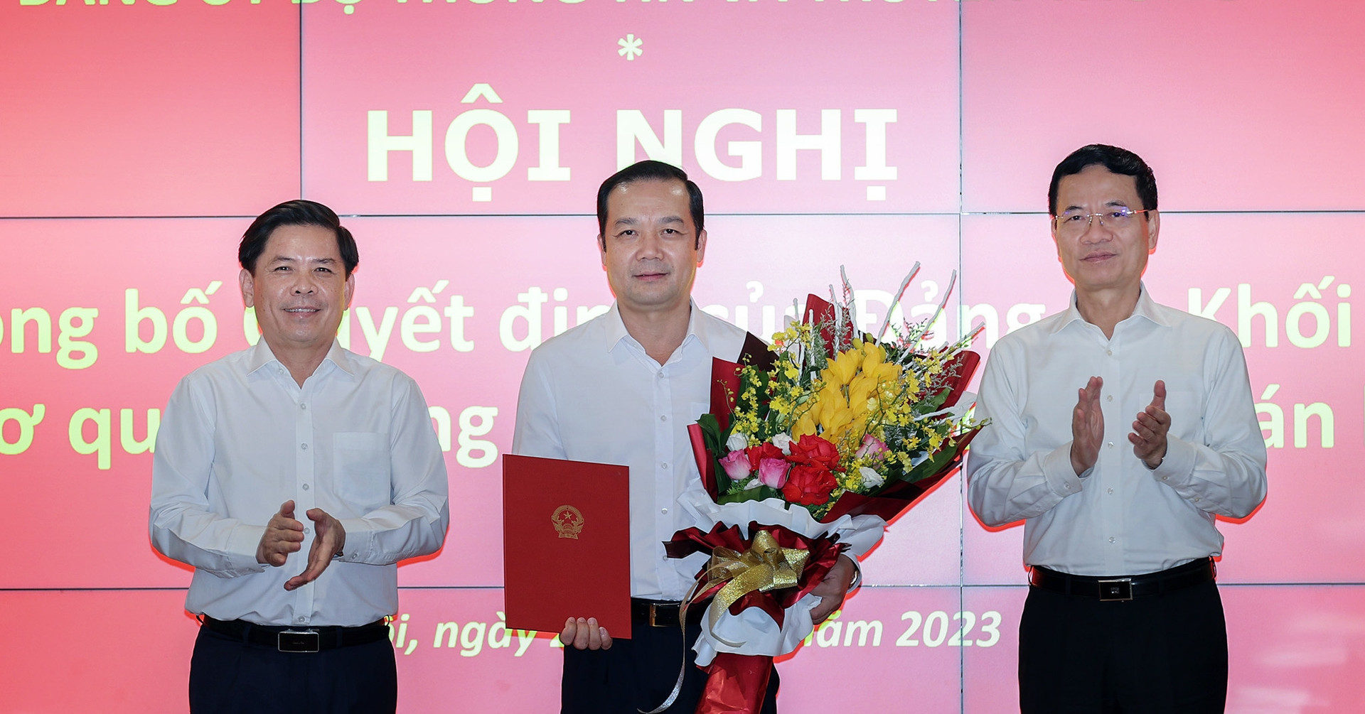 Thứ trưởng Phạm Đức Long giữ chức Bí thư Đảng ủy Bộ Thông tin và Truyền thông