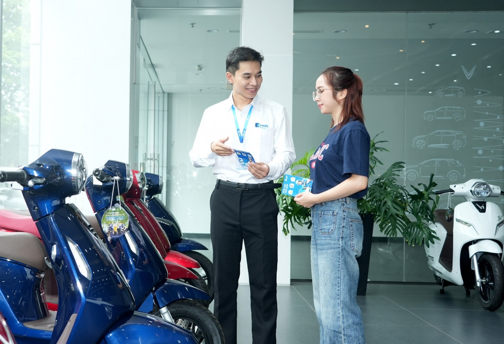 Vinfast hợp tác với Mcredit, cung cấp giải pháp hỗ trợ tài chính cho khách hàng mua xe máy điện
