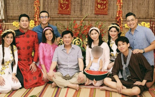 Những người con của “vua hàng hiệu” Johnathan Hạnh Nguyễn: Sinh ra từ vạch đích, kế nhiệm mảng kinh doanh nghìn tỷ từ cha