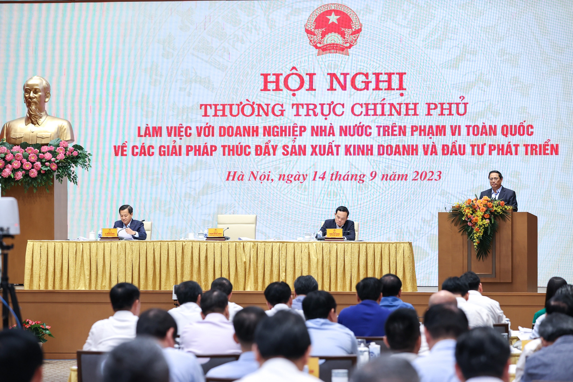 Thủ tướng: 12 nhiệm vụ để doanh nghiệp Nhà nước phát huy vai trò tiên phong, dẫn dắt, mở đường - Ảnh 2.