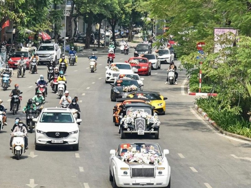 Lai lịch thiếu gia gia tộc buôn vàng lừng danh Hà Nội từng gây 