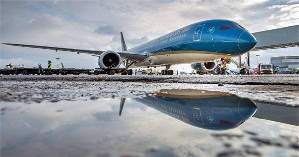 Vietnam Airlines (HVN) tiếp tục dời ngày tổ chức ĐHĐCĐ thường niên do... lãnh đạo "bận"