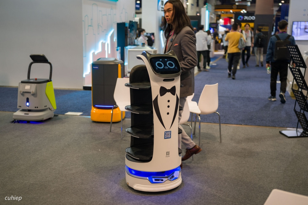 “Kỳ lân công nghệ” Trung Quốc dẫn đầu làn sóng bùng nổ robot tự động