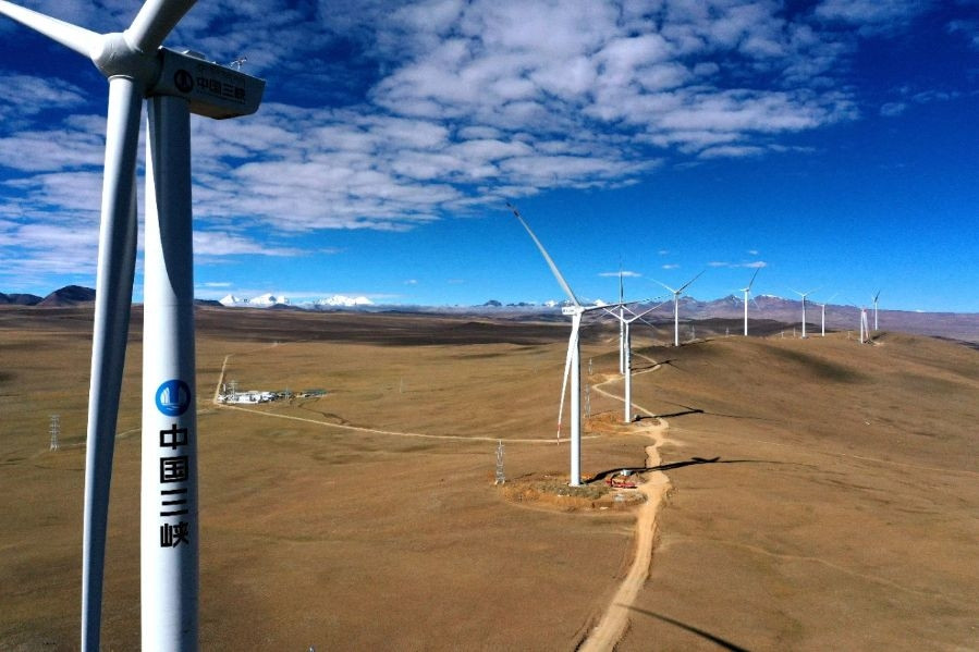Đặt tuabin cao 5.200m so với mực nước biển, trang trại gió cao nhất Trung Quốc lập kỷ lục công suất 3,6 MW: Lại 1 