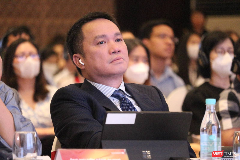 6 cặp vợ chồng doanh nhân giàu có, quyền lực bậc nhất Việt Nam