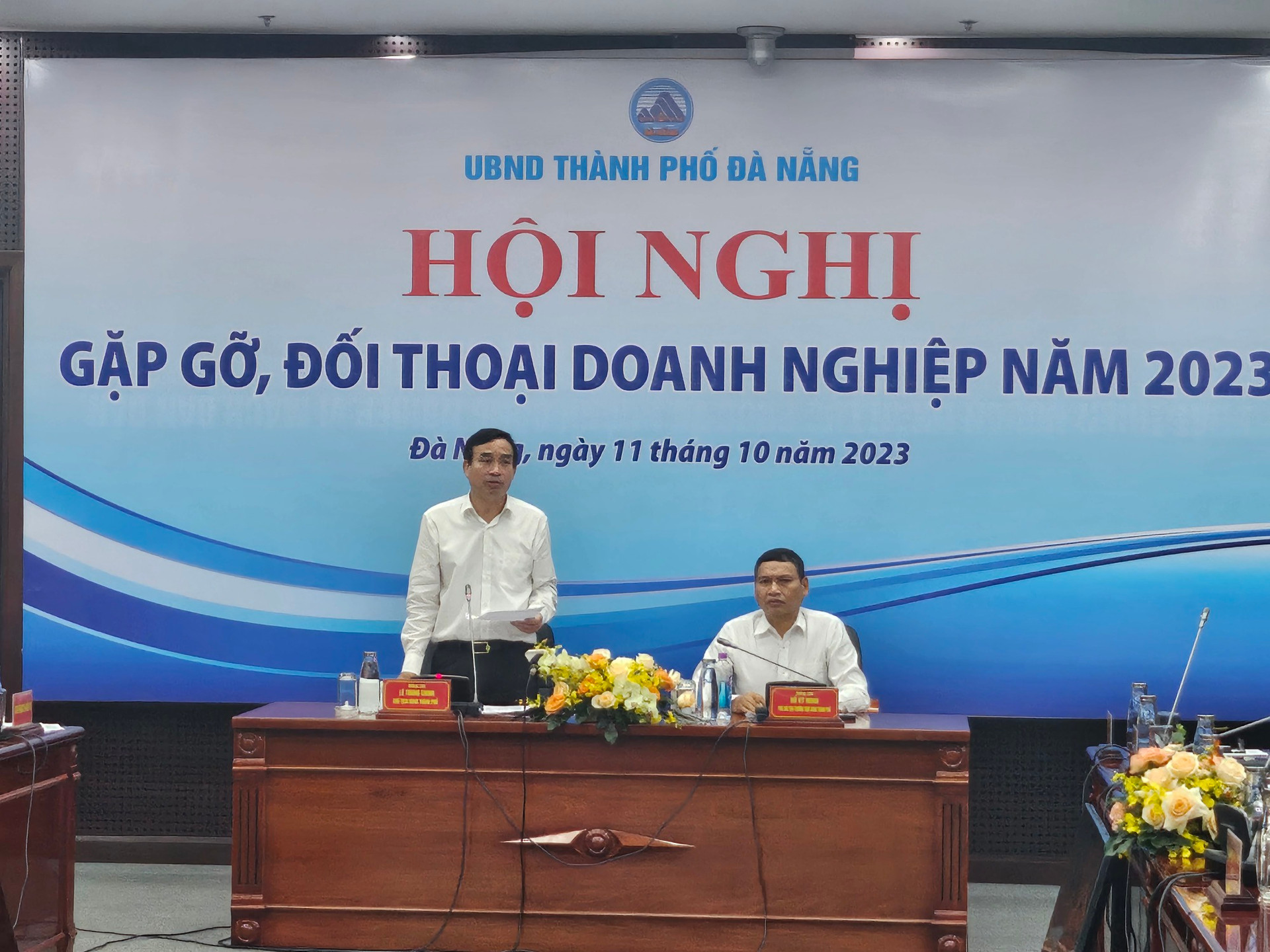 Chủ tịch UBND TP. Đà Nẵng cam kết tập trung giải quyết vấn đề giá thuê đất - Ảnh 5.