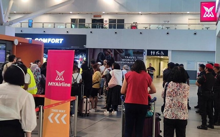 Gia đình nhà sáng lập hãng hàng không Malaysia bị bắt giữ điều tra về hành vi rửa tiền
