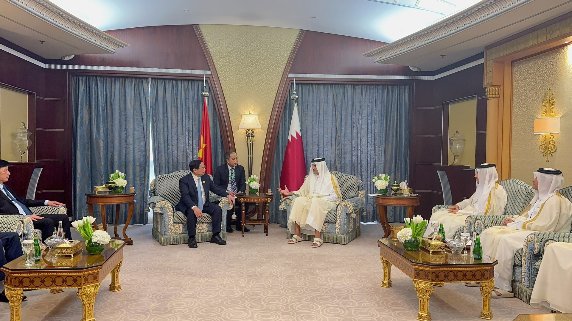 Không có giới hạn trong hợp tác giữa Qatar và Việt Nam - Ảnh 2.