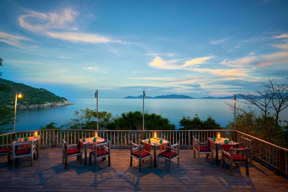 Một khách sạn của Việt Nam nằm trong top những cơ sở nghỉ dưỡng hàng đầu thế giới, sở hữu cả khu phức hợp năng lượng mặt trời