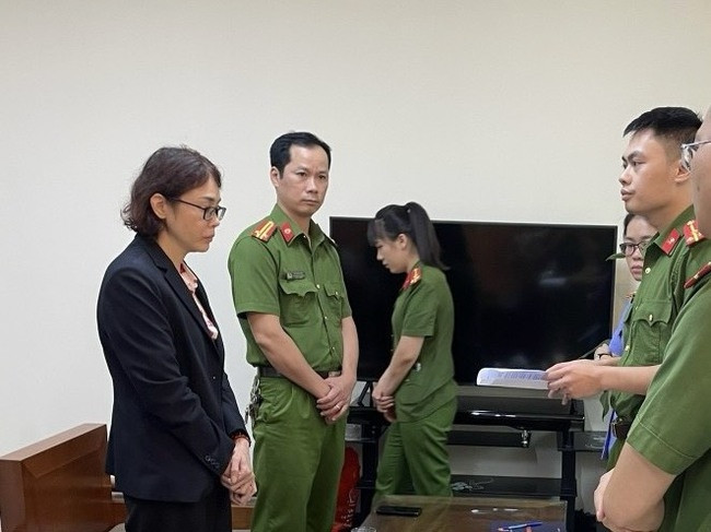 Một giám đốc công ty con của Bảo hiểm Bảo Việt bị bắt tạm giam