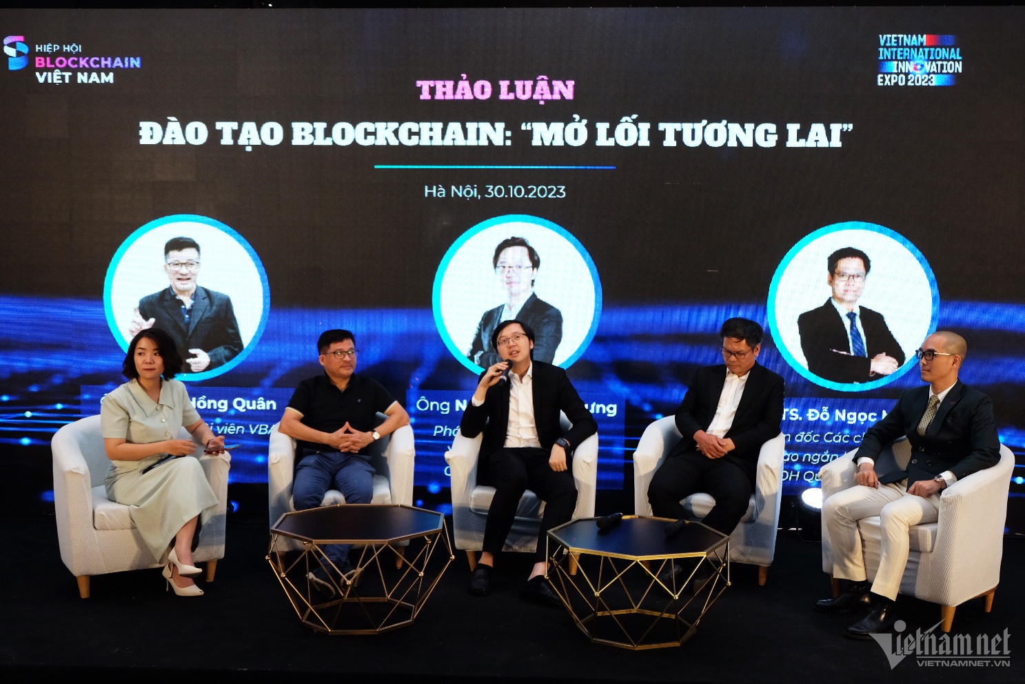 W-blockchain-nic-1-2.jpg