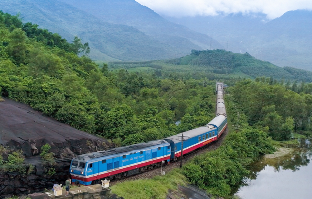 Quy mô khủng của tuyến đường sắt nối Việt Nam - Trung Quốc dài hơn 441km, tốc độ 160km/h, đi qua 9 tỉnh thành