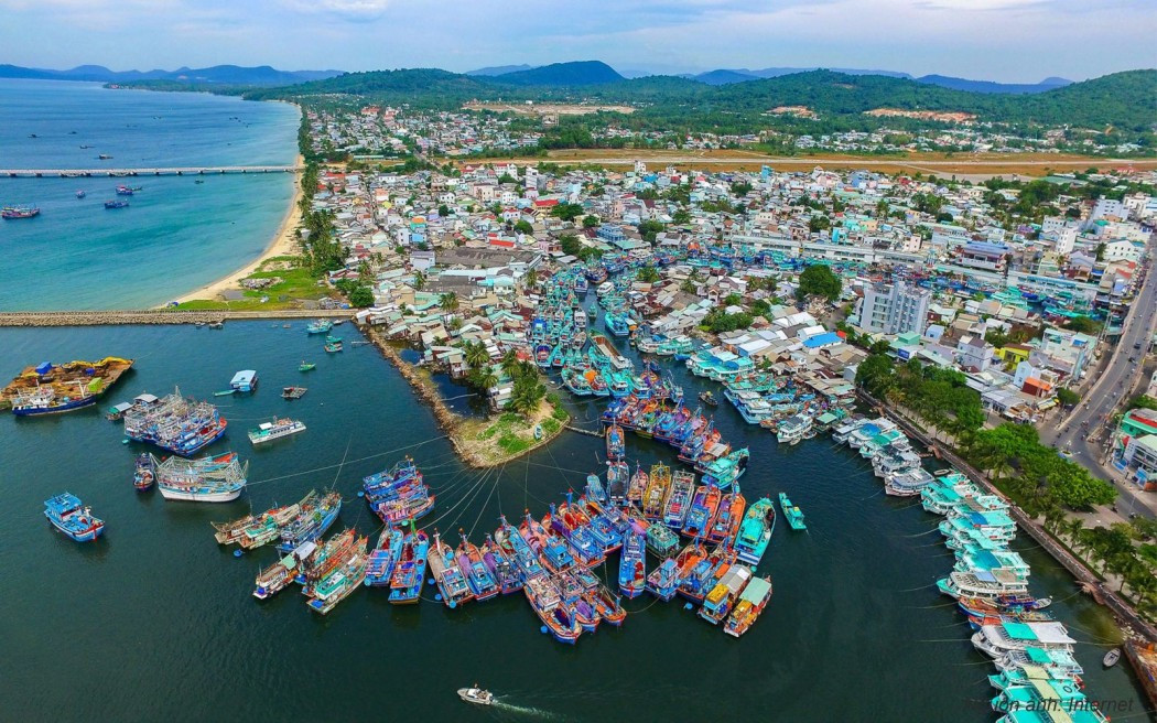 Xây dựng Kiên Giang trở thành trung tâm kinh tế biển mạnh của quốc gia - Ảnh 1.