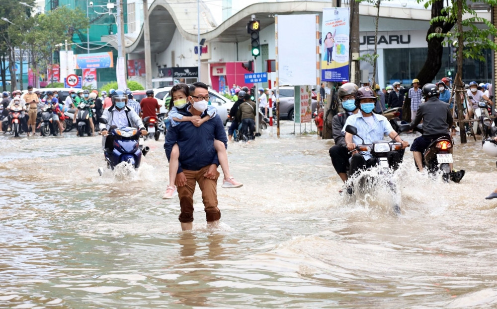 Chuyện chống ngập do triều cường