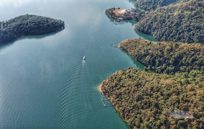 Hồ thủy điện Bản Chát. Ảnh: Vietnamnet