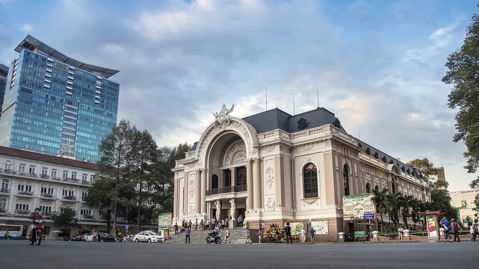 Saigon-Opera-House