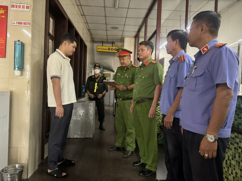 Chân dung Lê Dương vừa bị bắt tạm giam: Con út ông Thành, giữ nhiều trọng trách trong hệ sinh thái Thành Bưởi