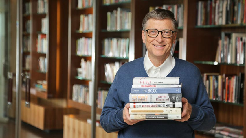 Tỷ phú Bill Gates hé lộ 5 cuốn sách tâm đắc trong năm 2023