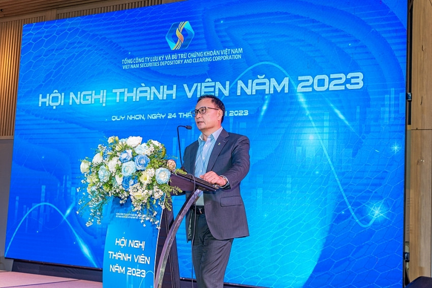 Ông Nguyễn Sơn - Phụ trách Hội đồng thành viên VSDC phát biểu tại Hội nghị.