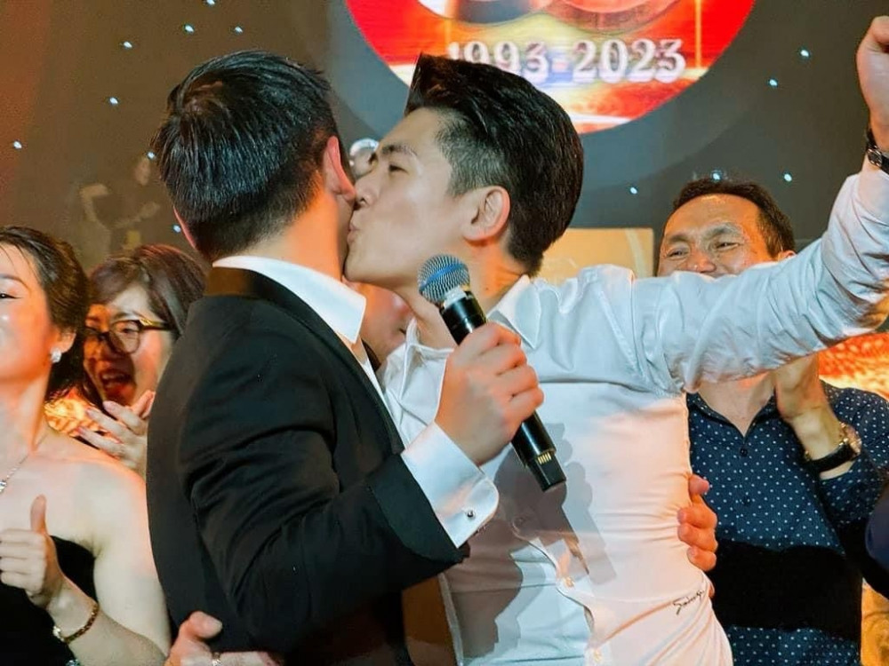 Phó Chủ tịch SHB Đỗ Quang Vinh “flex” em trai, thể hiện tình anh em gắn kết trong đại lễ mừng T&T 30 tuổi