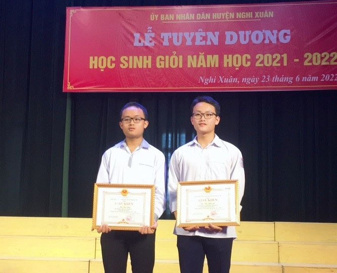 Ngưỡng mộ 3 cặp anh em ruột người Việt cùng nhau đạt HCV Olympic quốc tế, có cặp cùng đỗ vào trường đại học hàng đầu thế giới