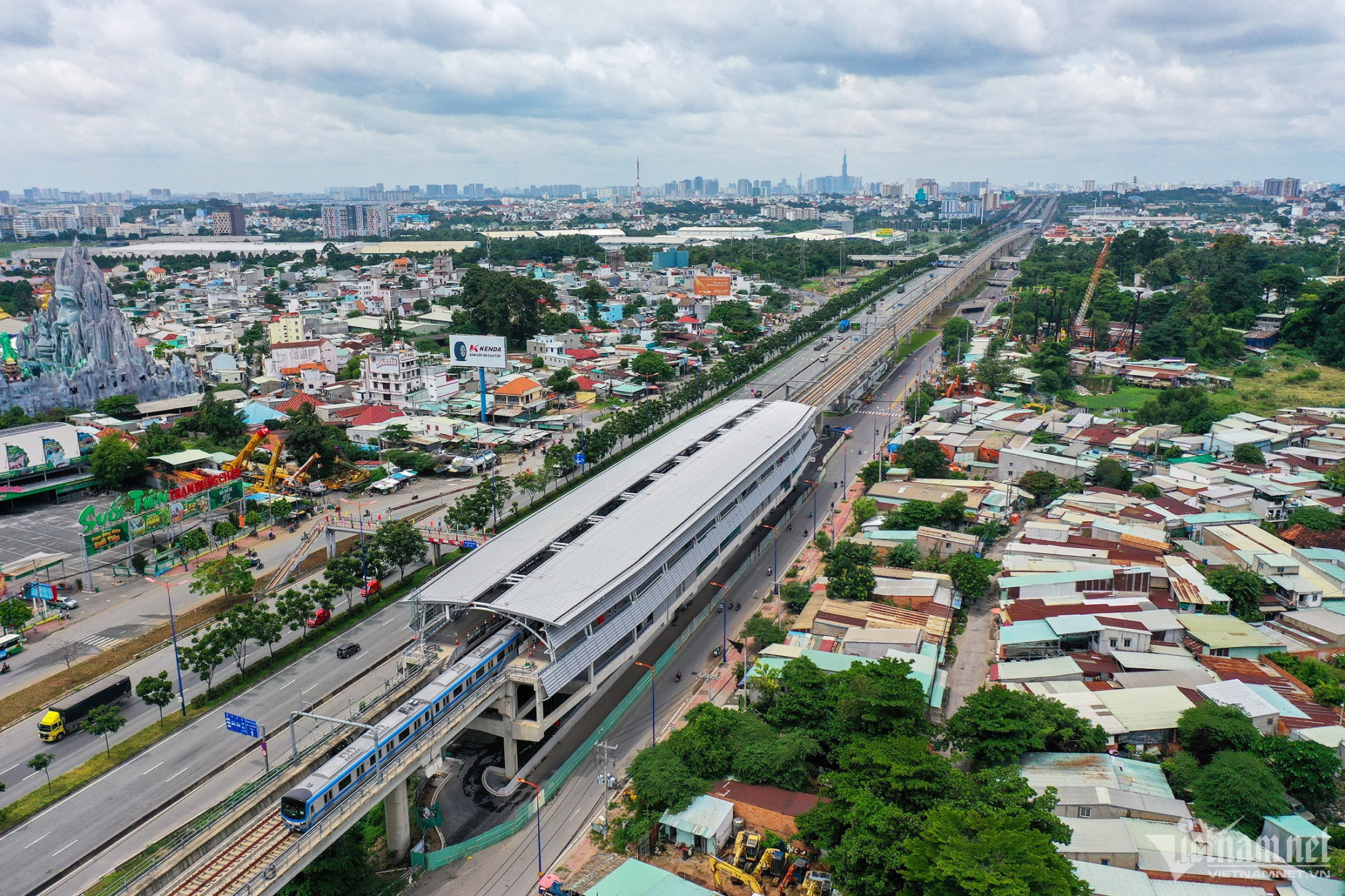 metro ben thanh suoi tien 11 1 1094.jpg