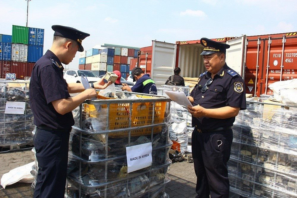 Lý giải nguyên nhân thu ngân sách của ngành Hải quan gặp khó khăn- Ảnh 1.