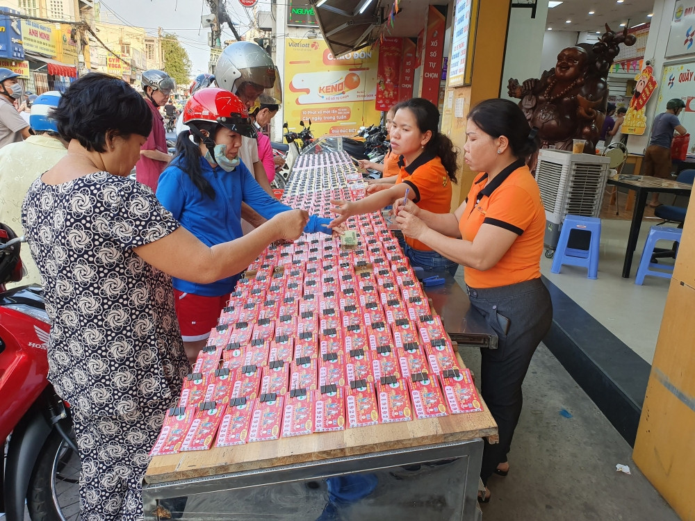 Doanh thu hàng nghìn tỷ, các công ty xổ số trả lương nhân viên thế nào?