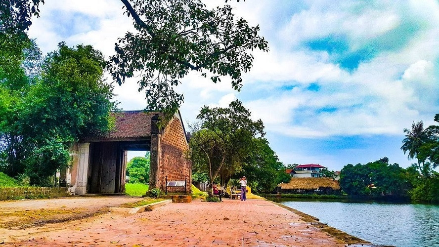 Bên trong làng cổ đầu tiên ở Việt Nam được trao bằng Di tích lịch sử văn hóa quốc gia: Lưu giữ gần nghìn nhà cổ, trả tiền tỷ cũng không mua được