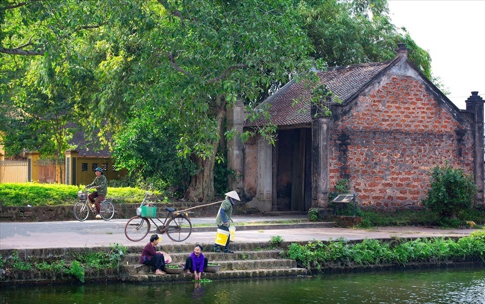 Bên trong làng cổ đầu tiên ở Việt Nam được trao bằng Di tích lịch sử văn hóa quốc gia: Lưu giữ gần nghìn nhà cổ, trả tiền tỷ cũng không mua được