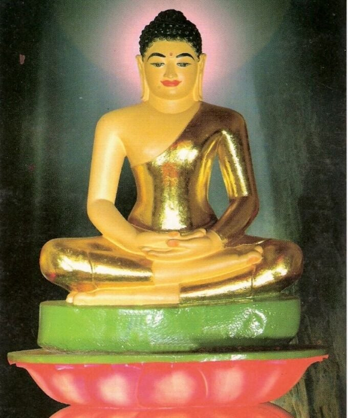 Tượng Phật Thích ca.