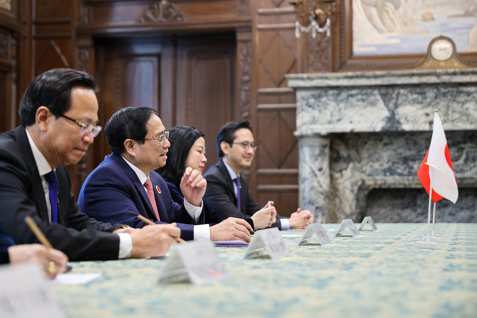 Thủ tướng Phạm Minh Chính hội kiến Chủ tịch Thượng viện Nhật Bản- Ảnh 2.