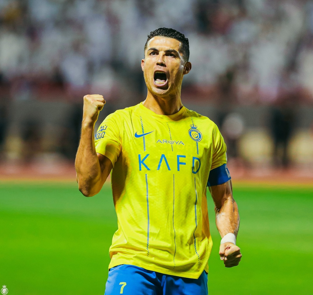 “Vua kiếm tiền” bóng đá thế giới 2023: Ronaldo, Messi hay ai là bá chủ?