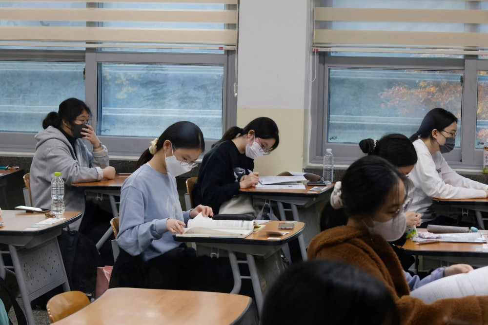 Học sinh Hàn Quốc đòi kiện Chính phủ 20 triệu won vì kết thúc thời gian thi sớm… 90 giây
