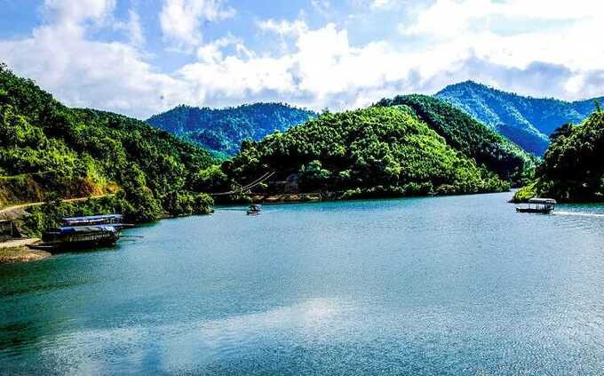 Hồ Ly được ví von như ‘tuyệt tình cốc của Phú Thọ’